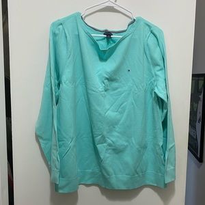 NWOT Tommy Hilfiger lightweight teal sweater